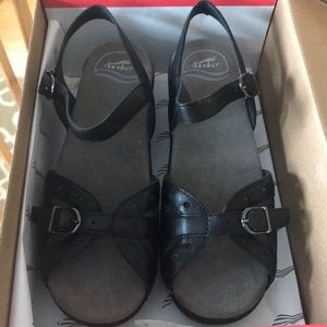 Dansko black sissy sandals 37 NWT